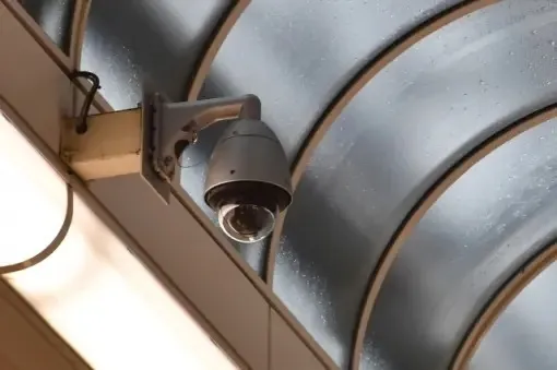 川口市で空き巣被害が心配とのことで、防犯カメラを設置しました!